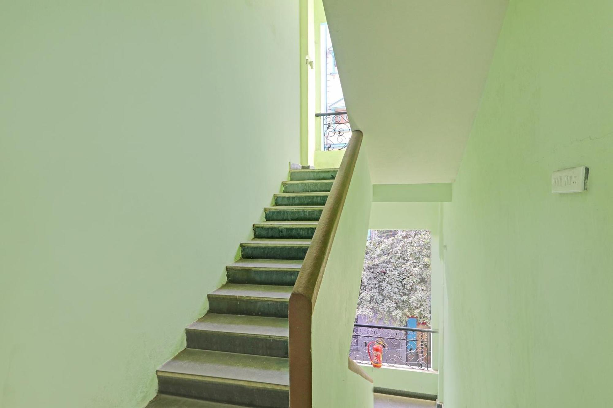 Hotel O Vasista Residency 하이데라바드 외부 사진